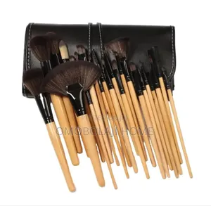 24 Pieces Make Up Brushes