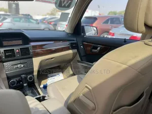 Mercedes-Benz GLK-Class 350 2011 Blue