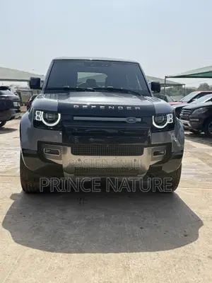 Land Rover Defender 130 P400 S 2025 Gray
