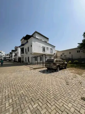 Furnished 5bdrm Duplex in Mabushi for sale