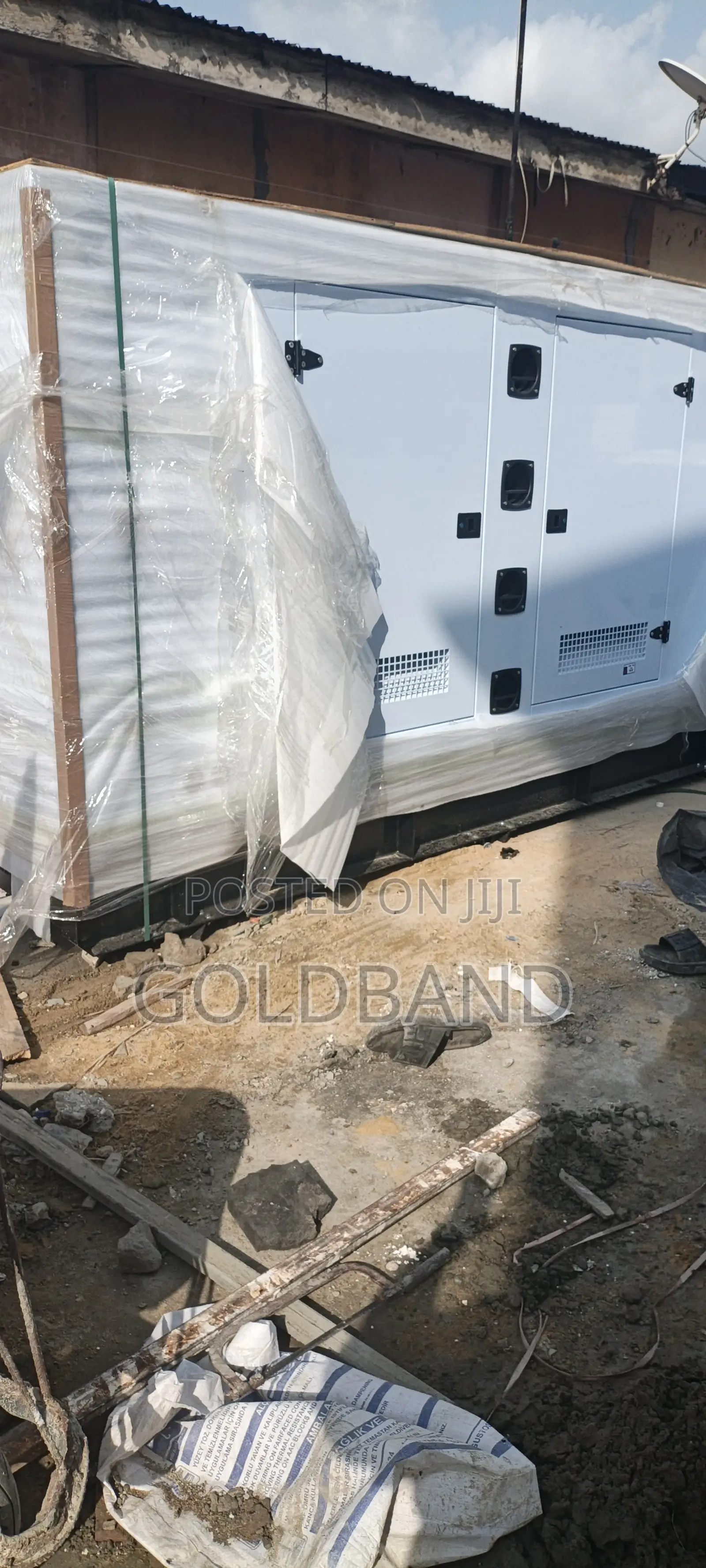 Perkins 350kva Industrial Soundproof Dg Set
