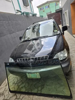 Lexus Rx300 Windscreen Glass Available