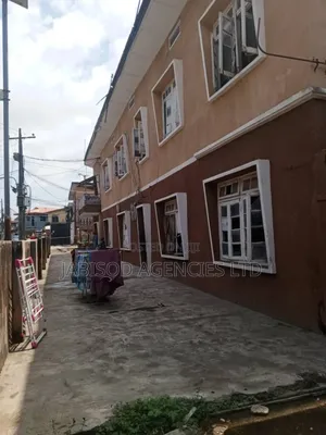 5bdrm House in Atunrase Street., Ojuelegba for sale
