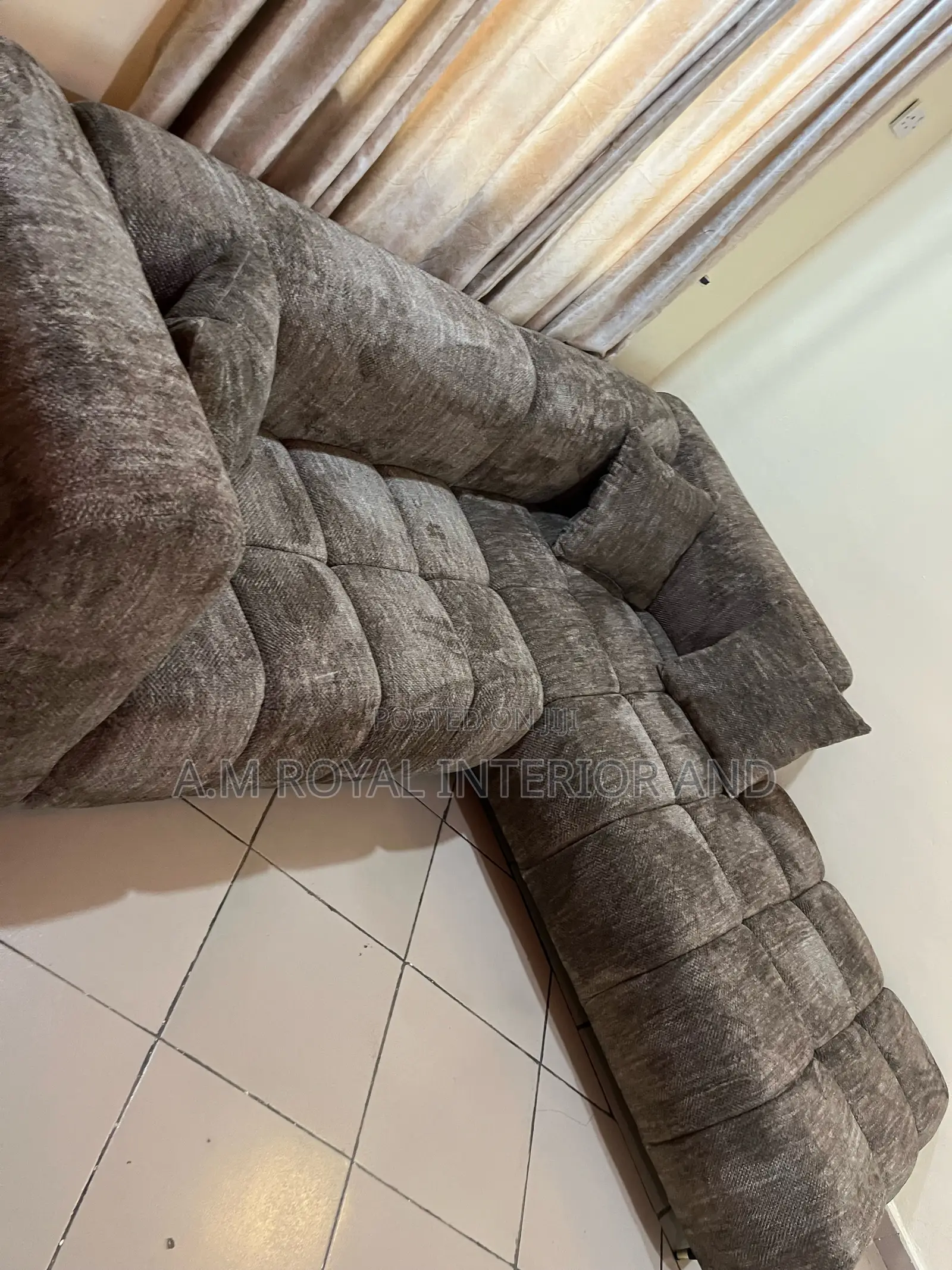 Well Finished Quality and Standard Sofas