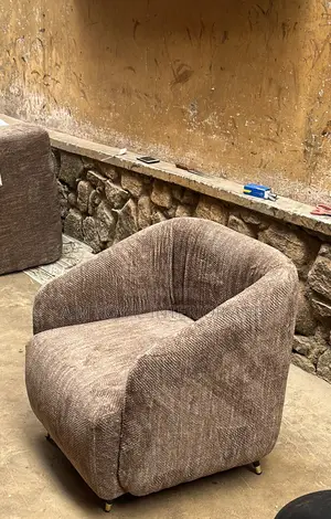 Well Finished Quality and Standard Sofas