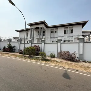6bdrm Duplex in Maitama for sale