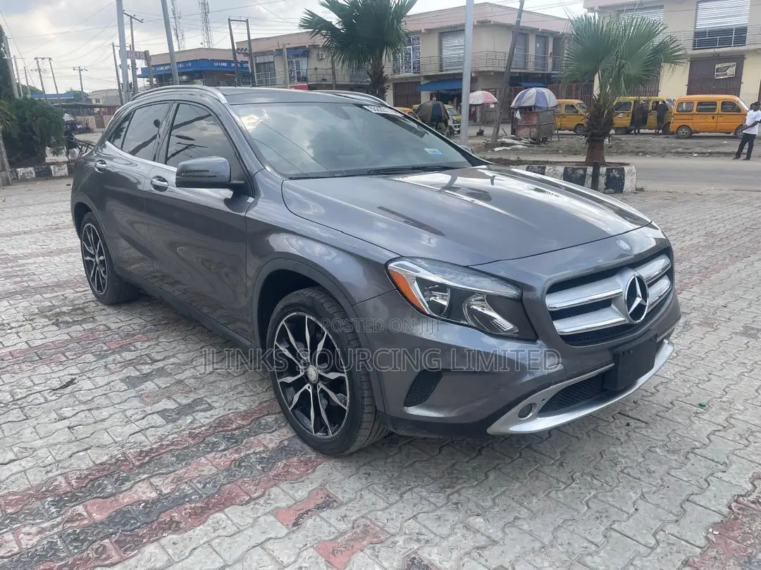 Mercedes-Benz GLA 250 2016 Gray