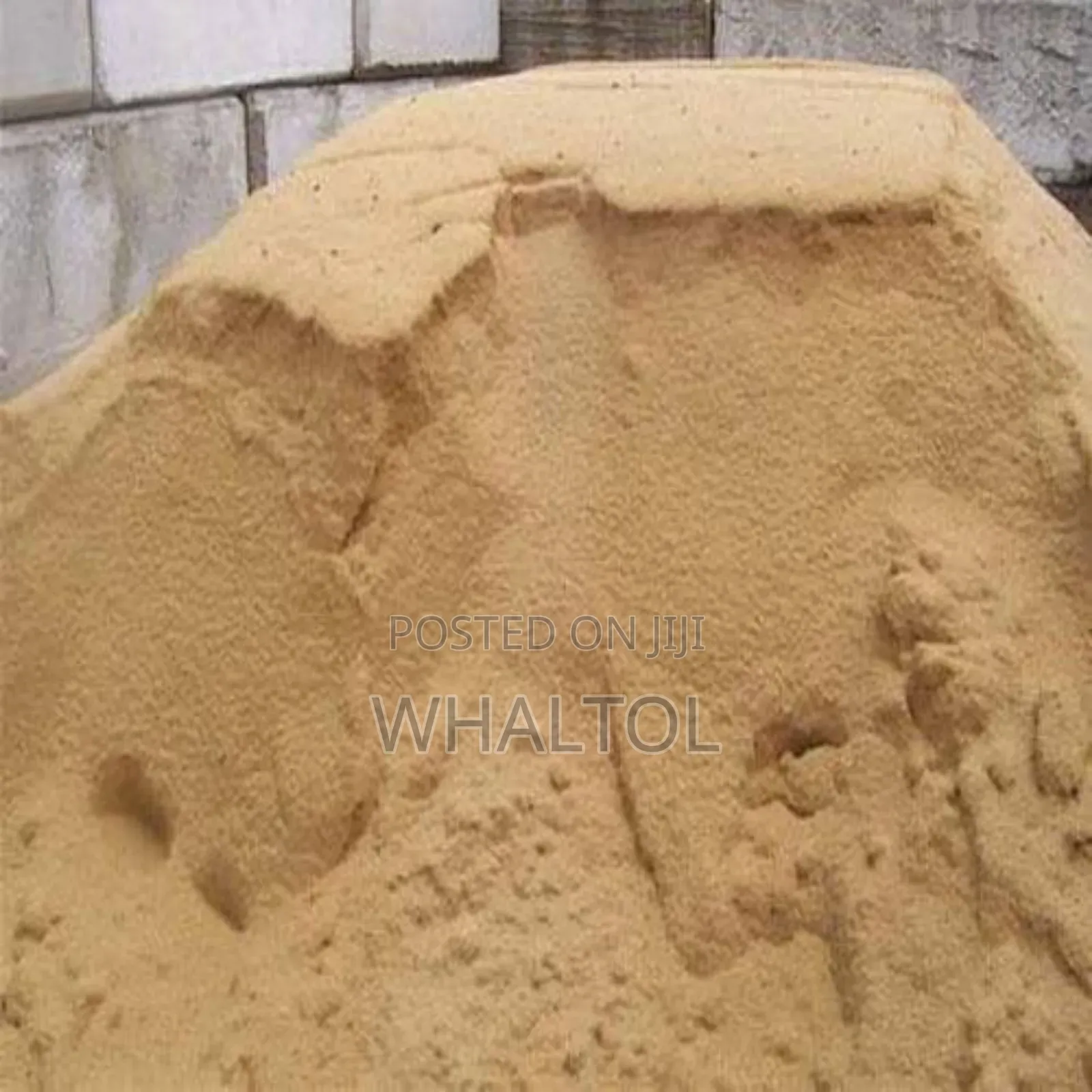 Chippings, Sand, Laterite and Blocks