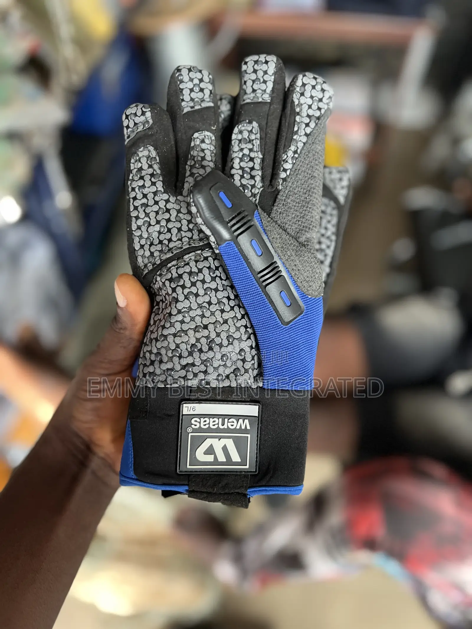 Heavy-Duty Impact-Resistant Work Gloves