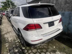 Mercedes-Benz GLE-Class GLE 350d 4MATIC 2016 White