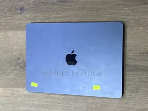 Laptop Apple MacBook Air 2022 M2 8GB Apple M2 SSD 256GB