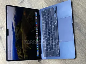 Laptop Apple MacBook Air 2022 M2 8GB Apple M2 SSD 256GB