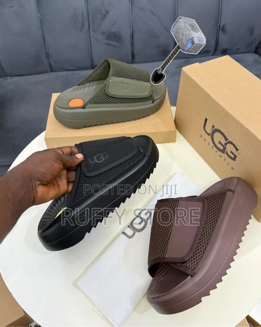 Ugg Luxurious Parm’S