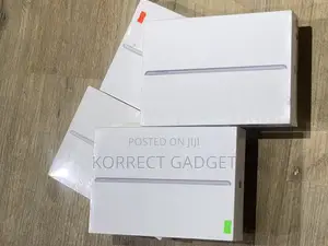New Apple iPad 10.2 (2021) 64 GB Silver