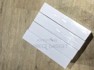New Apple iPad 10.2 (2021) 64 GB Silver