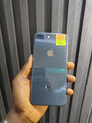 Apple iPhone 8 Plus 64 GB Black