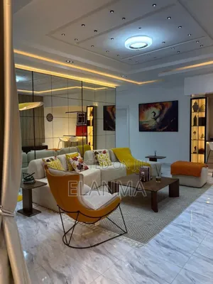 Available 2 Bedrooms Apartment