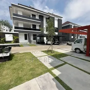 6bdrm Duplex in Kado for sale