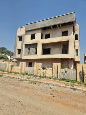 7bdrm Duplex In Estate, Katamkpe, Abuja, Nigeria For Sale