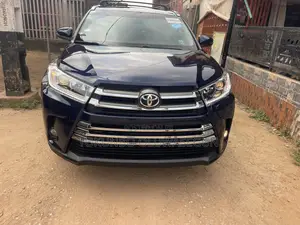 Toyota Highlander 2017 Blue