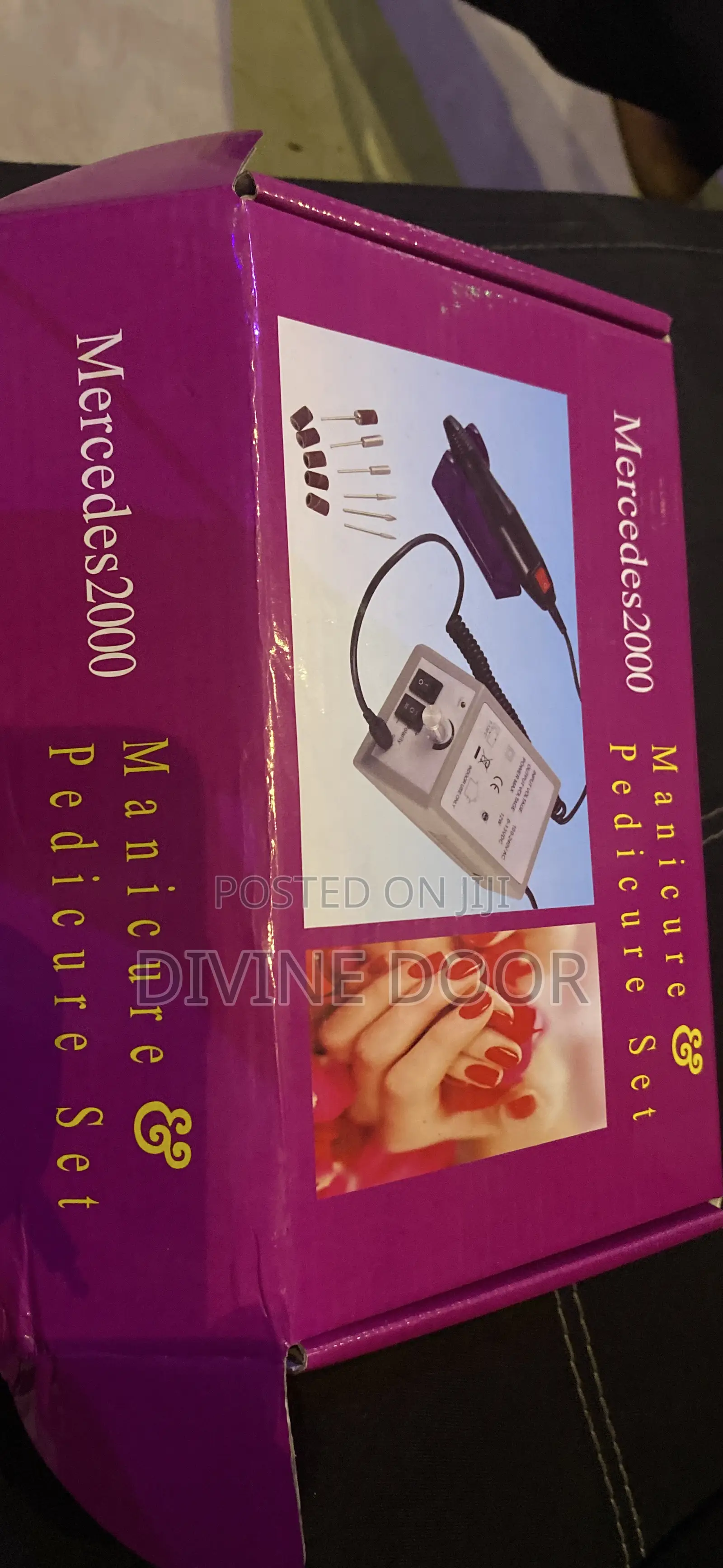 Mercedes 2000 Manicure and Pedicure Set