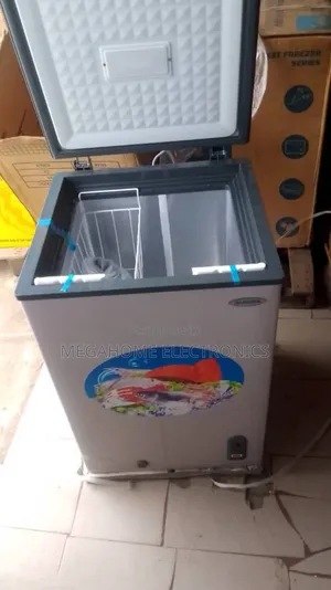 Aucma Freezer 100af