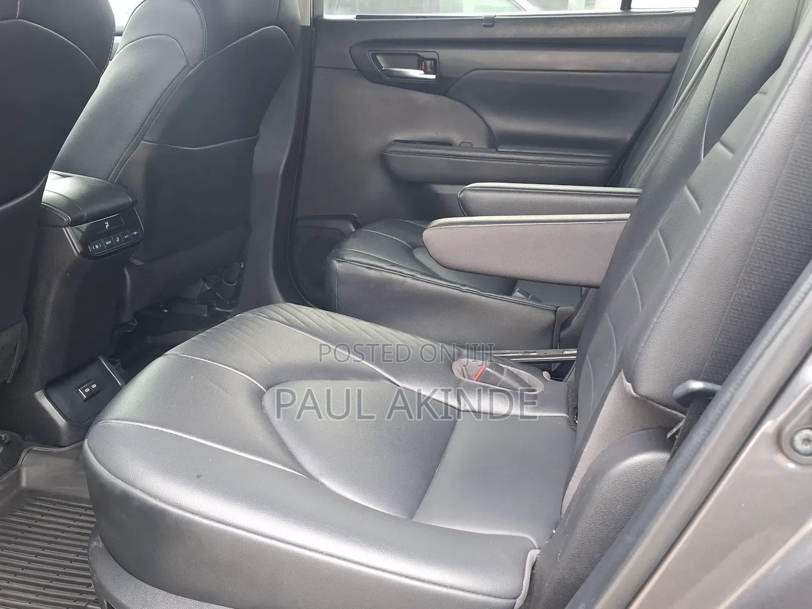 Toyota Highlander XLE 2022 Gray