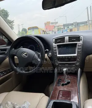 Lexus IS 250 2009 Red