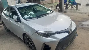 Toyota Corolla S Plus 4dr Sedan (1.8L 4cyl CVT) 2016 Silver