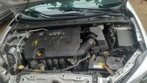 Toyota Corolla S Plus 4dr Sedan (1.8L 4cyl CVT) 2016 Silver