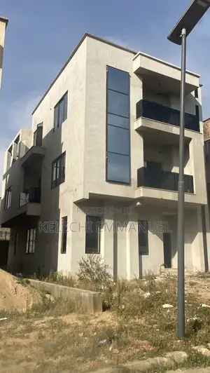 4bdrm Duplex in Gwarimpa, Life Camp for sale