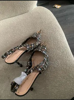 Quality Design Shoe Size 37,37,39,40,41,42