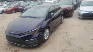 Toyota Corolla LE 2020 Blue
