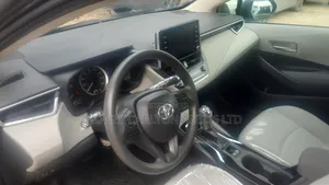 Toyota Corolla LE 2020 Blue