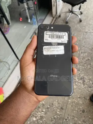 Apple iPhone 8 Plus 64 GB Black