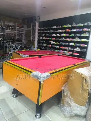 A Must-Have for Game Lovers – Coin-Leg Snooker Board