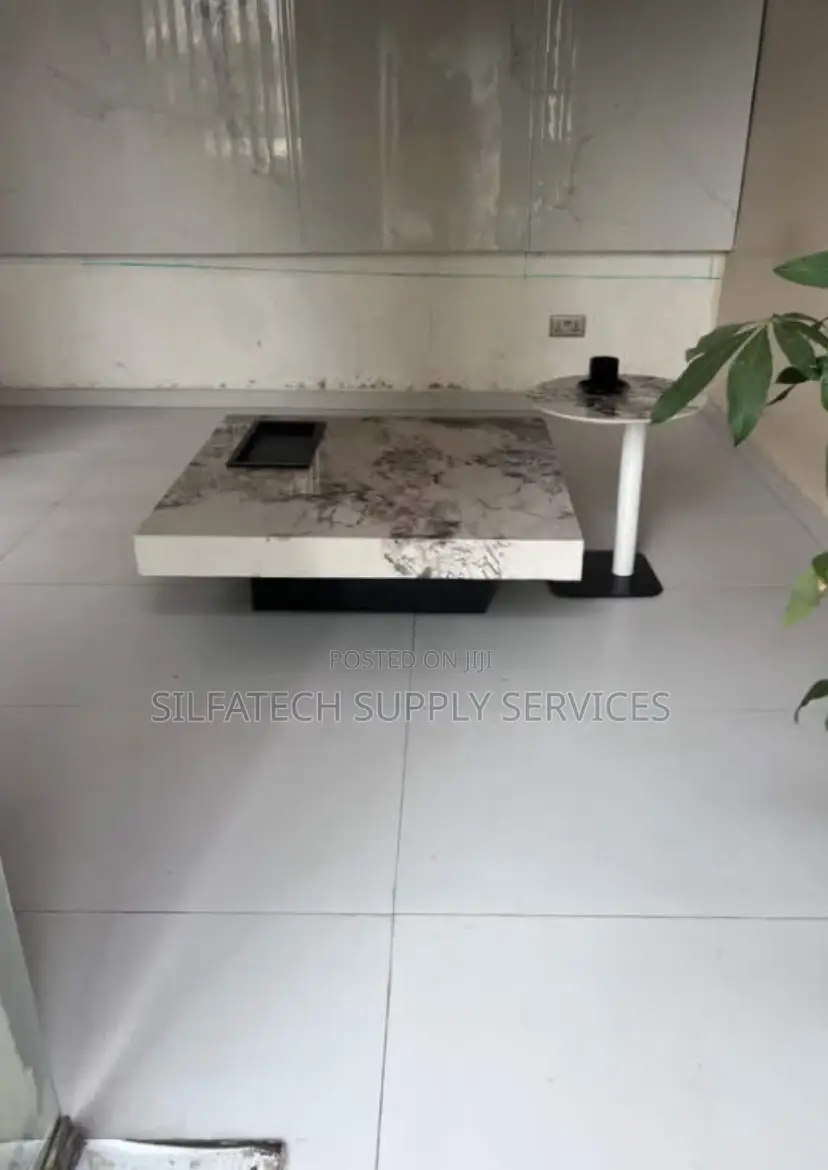 Mable Coffee Table