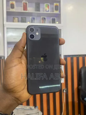 New Apple iPhone 11 64 GB Black