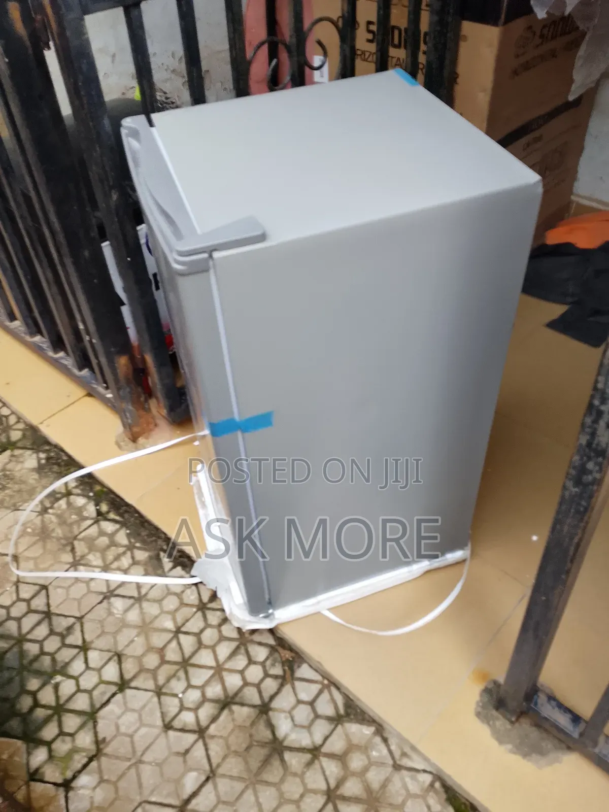Basic Home Aoen Ars100g Refrigerator