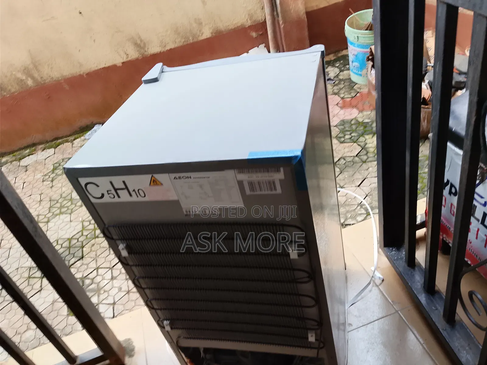 Aoen Refrigerator With Clean Look
