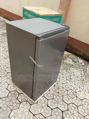 Mini Refrigerator Bbq7n for Bedroom and Office
