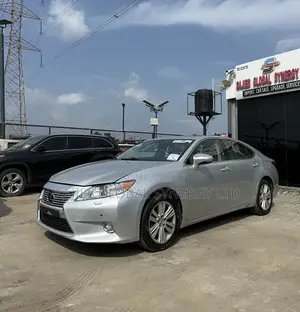 Lexus ES 350 FWD 2013 Silver