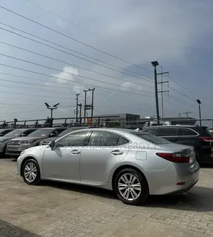 Lexus ES 350 FWD 2013 Silver