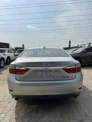 Lexus ES 350 FWD 2013 Silver