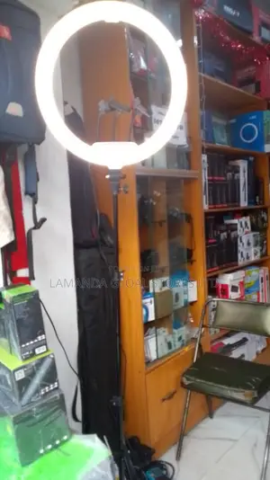 White Ring Light