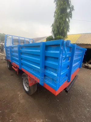 Nissan Trucks