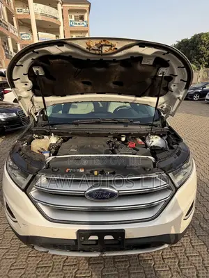 Ford Edge Titanium 4dr AWD 2017 White