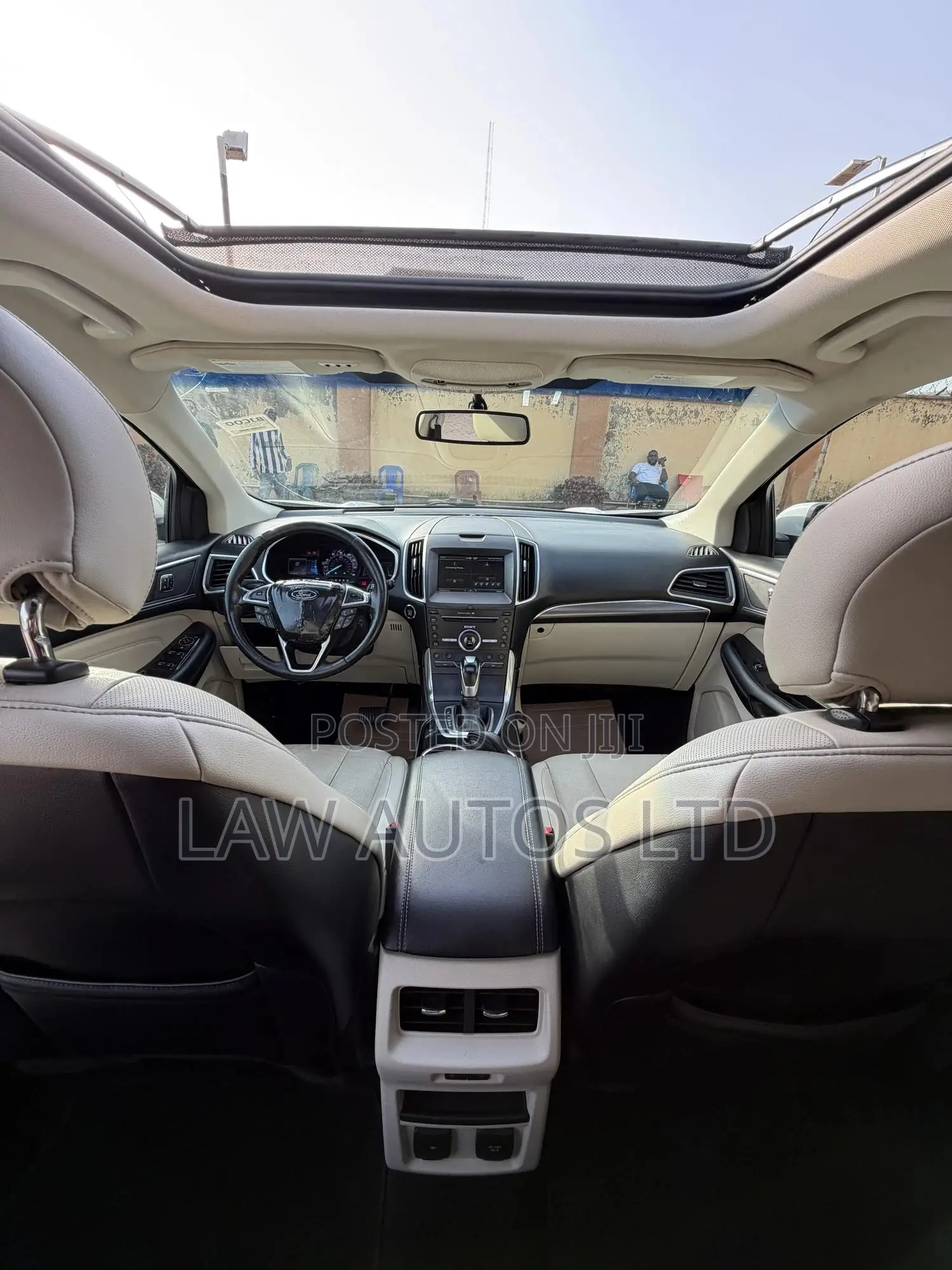 Ford Edge Titanium 4dr AWD 2017 White