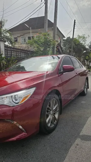 Toyota Camry LE 4dr Sedan (2.5L 4cyl 6A) 2015 Burgundy