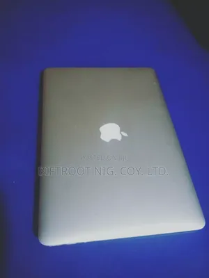 Laptop Apple MacBook Air 2015 8GB Intel Core I7 SSD 256GB